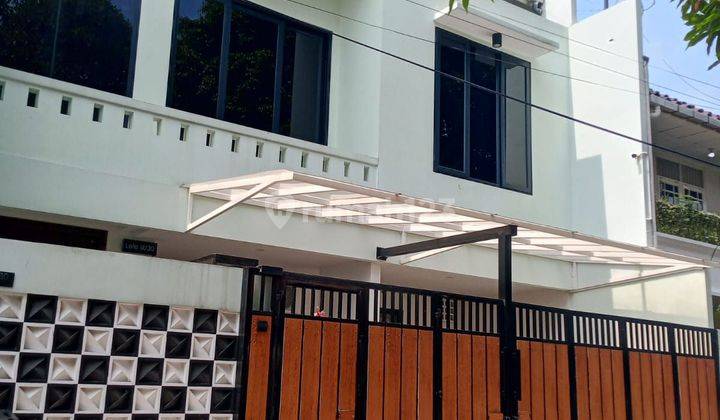 Rumah Baru Siap Huni Full Furnished di Rawamangun Jakarta Timur  1