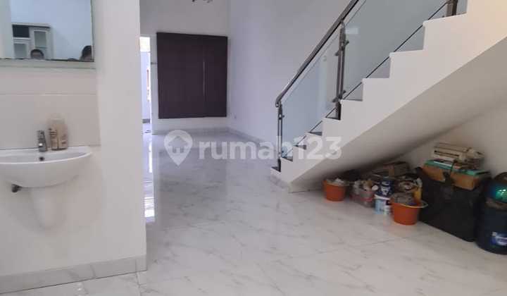 Disewakan Rumah jakarta pusat  Brand new Johar Baru