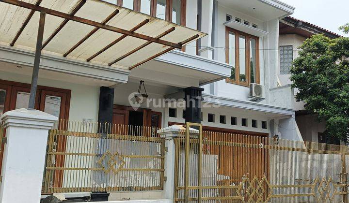 Disewakan Rumah 2 Lantai Luas Di Rawamangun  1