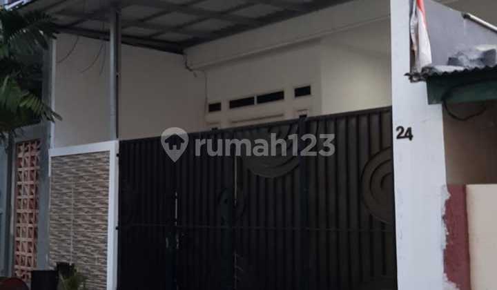 Dijual Rumah Minimalis di Rawamangun Ada Kolam Renang Anak 2