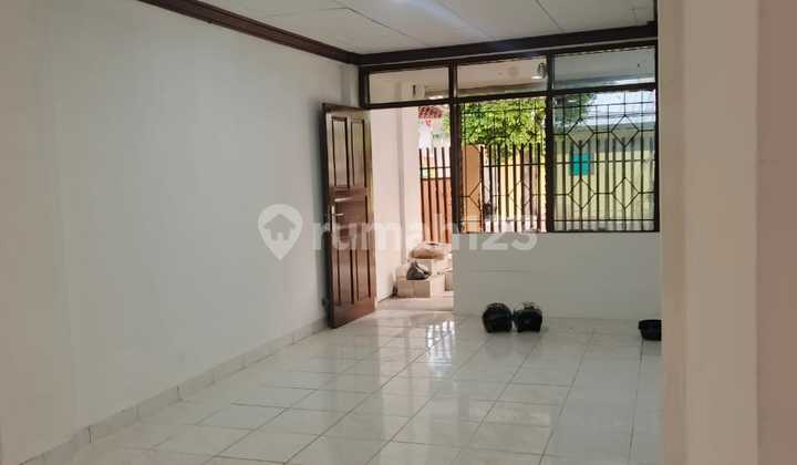 Disewakan Rumah Kayu Putih Jakarta Timur