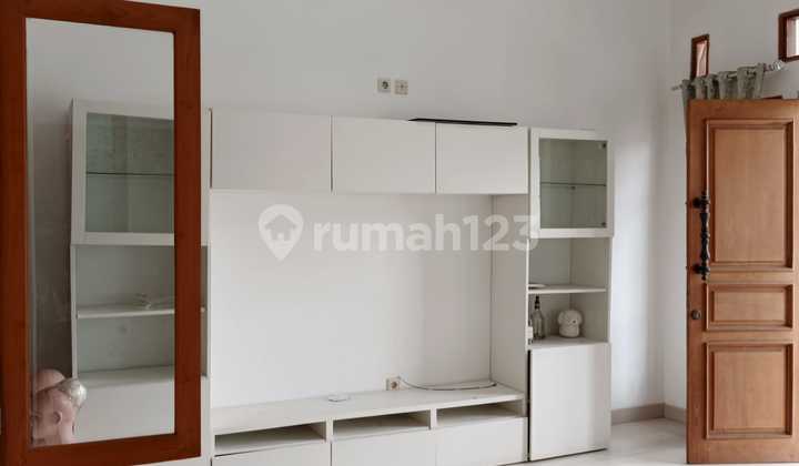 Disewakan Rumah di Kayu Putih Semi Furnished Siap Huni Disewakan Rumah di Kayu Putih Semi Furnished Siap Huni