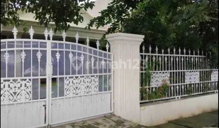 For Rent House in Rawamangun Area 500 Square Meters Near Jl Pemuda