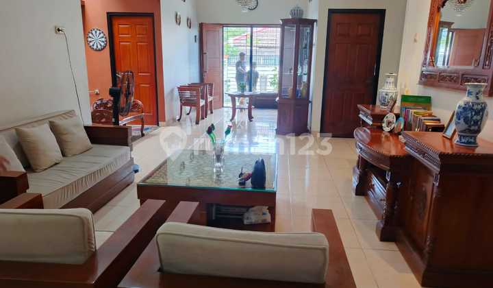 Semi Furnished Rental House on Mutiara Street, Rawamangun