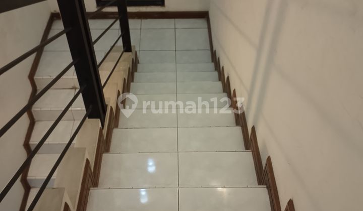 Disewakan Rumah di Kelapa Gading Jakarta Utara Semi Furnished 2
