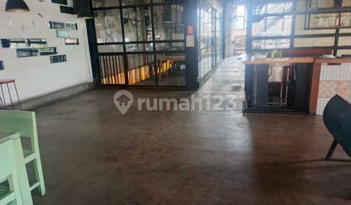Di Sewakan Bangunan Cocok Untuk Usaha Caffe Di Tebet Utara 