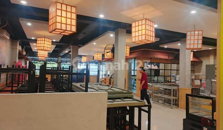 Disewakan Bangunan Ruko ex Rumah Makan di Tanjung Duren , Kecamatan Grogol Jakarta Barat