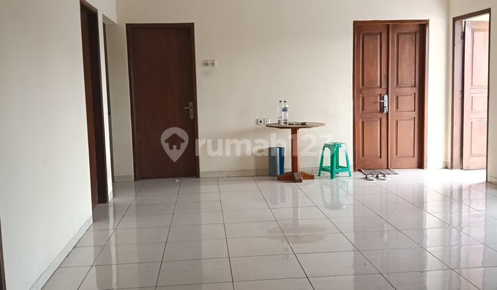 For Rent: 2-Story Shophouse Ready to Occupy, Ex-Showroom in Duren Sawit, East Jakarta - Suitable for Warehouse and Minimarket 1