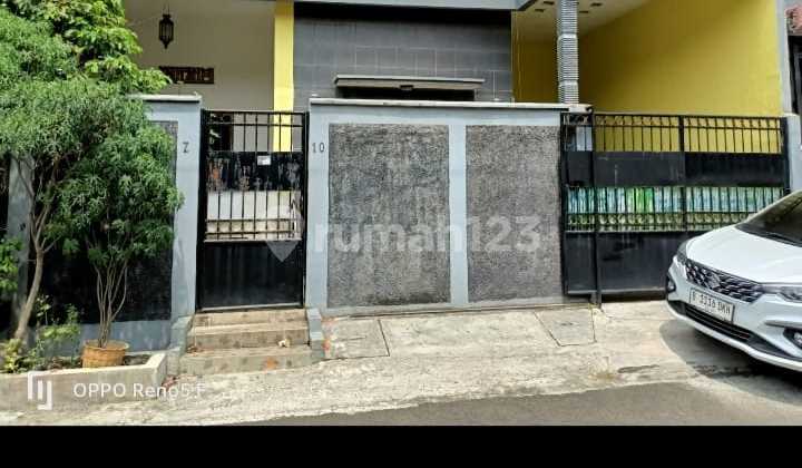 House for Rent in Duren Sawit, Pondok Bambu Complex, East Jakarta