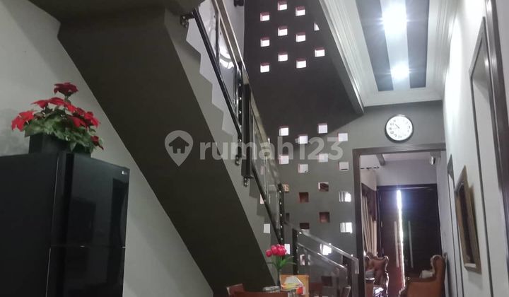 Dijual Cepat - Rumah Bagus 2 Lantai Kokoh Lokasi Strategis Percetakan Negara, Jakarta 2