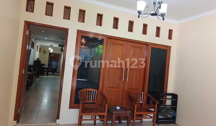 Rumah Dikontrakkan Full Furnish Bagus di Johar Baru Jakarta Pusat  2
