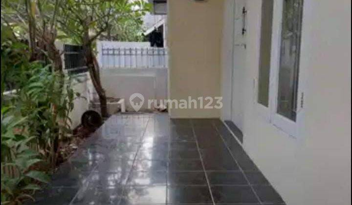 Disewakan Rumah 2 Lantai Shm Sudah Renovasi Di Rawamangun , Dekat Tiptop 2