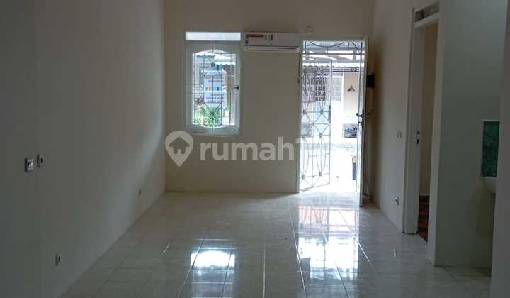 Nice House Taman Ubud Permai Lippo Karawaci Tangerang 2