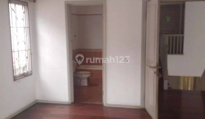 Rumah 2 Lantai Semi Furnished di Lippo Karawaci Tangerang 2