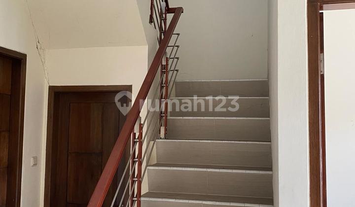 2-Story House in Taman Ubud Loka Cluster, Lippo Karawaci, Tangerang 2