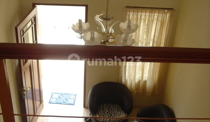 Two-Story House in Taman Ubud Parahyangan, Lippo Karawaci, Tangerang 2