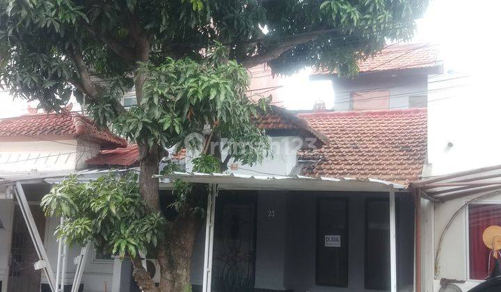 Rumah 2 Lantai Siap Huni Terawat Di Perumahan Taman Ubud Lippo Karawaci Tangerang 1