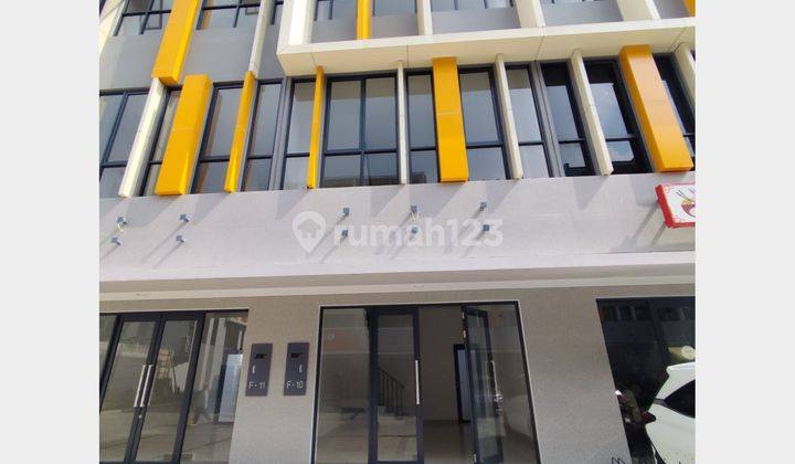 Disewakan Ruko 3 lantai The Loop BSD dikelilingi Cluster Mewah 1