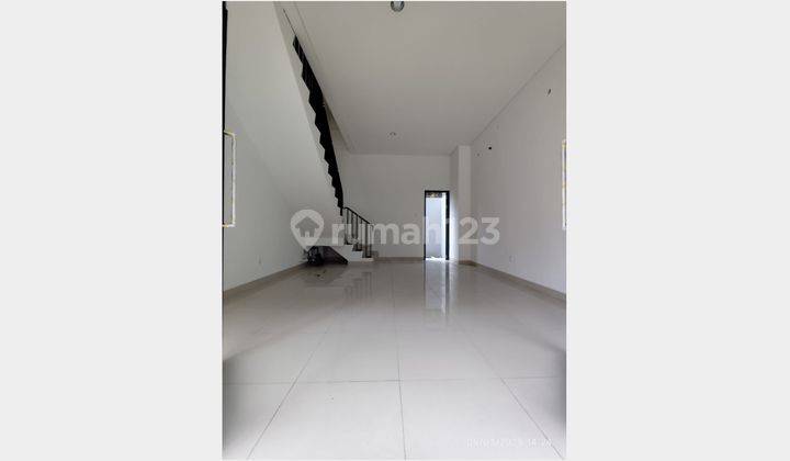 Disewakan Ruko 3 lantai The Loop BSD dikelilingi Cluster Mewah 2