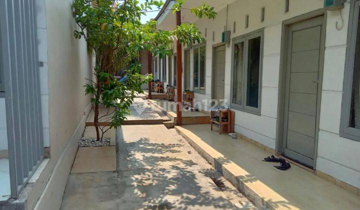 Rumah Kost Full Furnished di Cisauk Tangerang bonus kolam renang 1