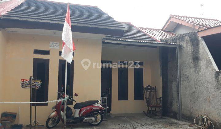 Rumah Dalam Komplek Dekat Gudang Lazada Depok 1