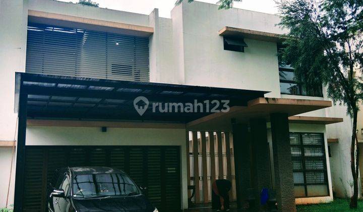 Rumah Mewah Greencove View Danau Halaman Luas 1