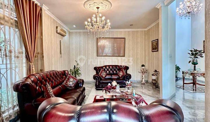 Dijual Bu Rumah di Kebayoran Baru, Jakarta Selatan  2