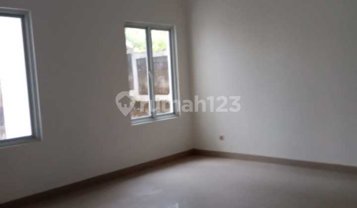 Dijual rumah baru 2 lantai minimalis modern di jl rajawali elang bandung.  2