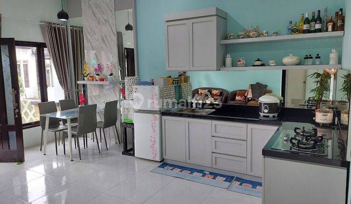 Rumah villa Cantik dan bagus Siap Huni modern minimalis harga terjangkau murah  2