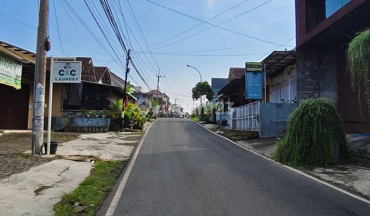 Rumah 2 lantai lokasi sangat strategis dekat universitas  2