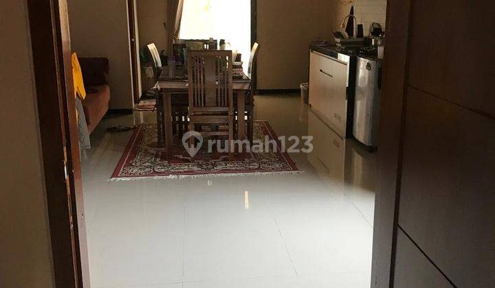 CEPAT RUMAH 2 LANTAI CANTIK DAN BAGUS SIAP HUNI MODERN HARGA TERJANGKAU 2