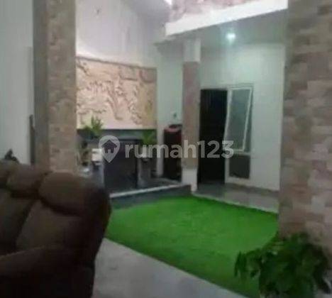 CEPAT RUMAH 2 LANTAI CANTIK BAGUS HARGA TERJANGKAU 2