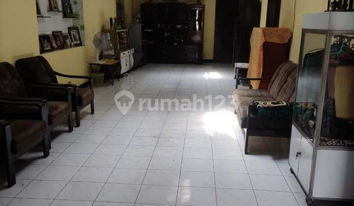 QUICK! 2-STOREY BEAUTIFUL HOUSE, VERY GOOD, VERY STRATEGIC LOCATION, AFFORDABLE PRICE 2