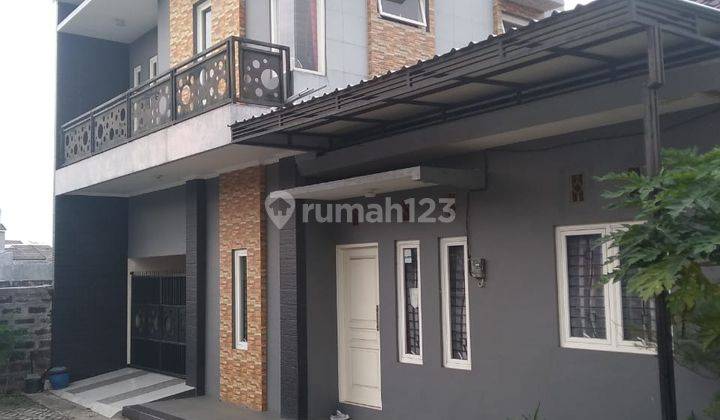 CEPAT RUMAH 2 LANTAI CANTIK & BAGUS MODERN HARGA TERJANGKAU 1