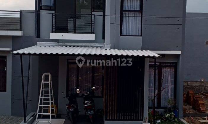 CEPAT RUMAH 2 LANTAI CANTIK & BAGUS MODERN SIAP HUNI HARGA TERJANGKAU 1