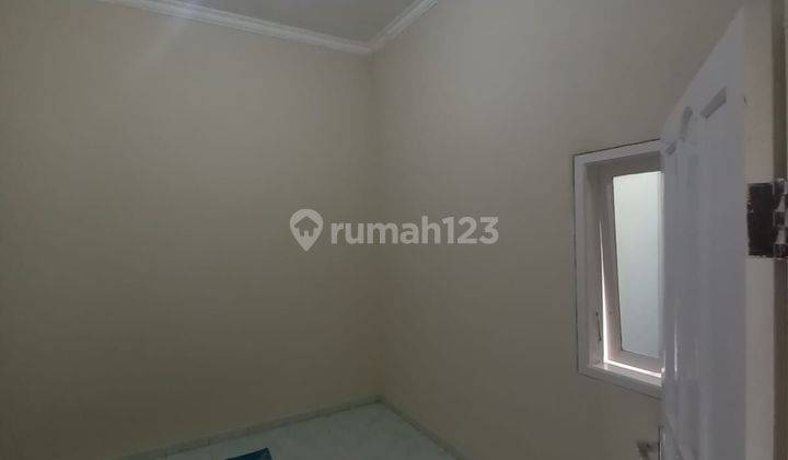 CEPAT RUMAH 1 1/2 LANTAI CANTIK & BAGUS HARGA SANGAT TERJANGKAU 2