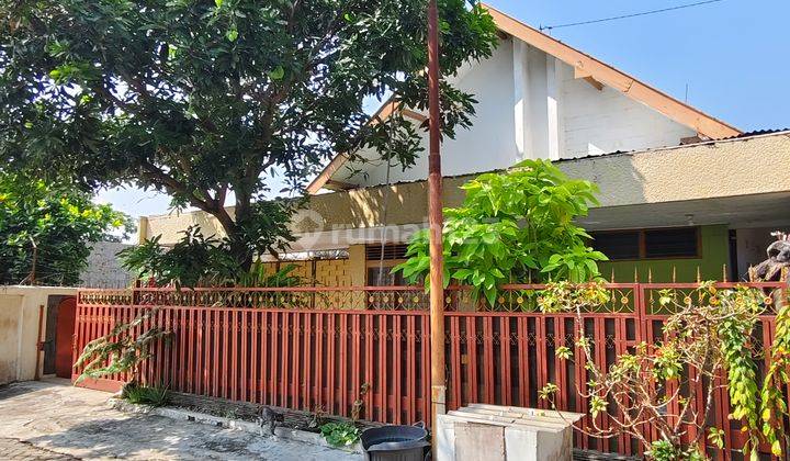 CEPAT RUMAH 2 LANTAI CANTIK & BAGUS LOKASI SANGAT HARGA TERJANGKAU 1