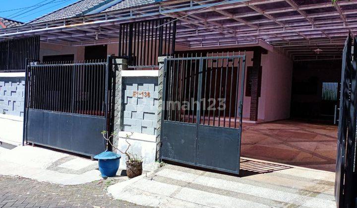 DIJUAL SECEPATNYA RUMAH DUA LANTAI CANTIK DAN BAGUS HARGA SANGAT TERJANGKAU 1