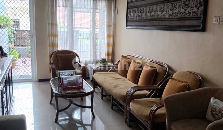 Beautiful Single-Story House with a Very Strategic Location at an Extremely Affordable Price. 2