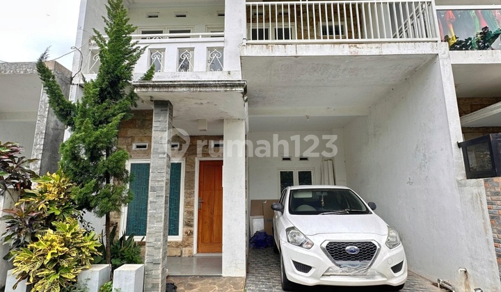 Rumah 2 Lantai Sang Bagus Dengan Harga Sangat Terjankau 1