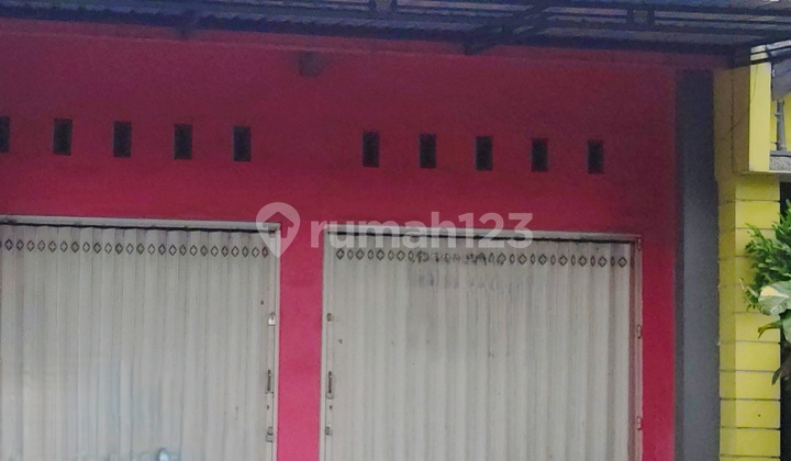 Shop House For Sale Immediately Very Strategic Location Suitable for Various Businesses 1