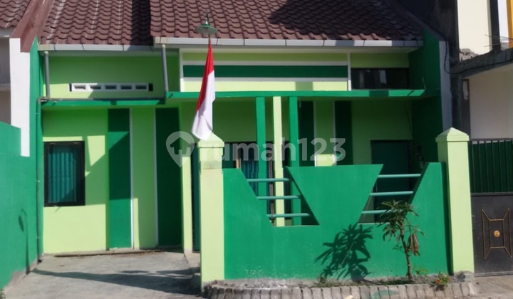 For Quick Sale Active 2-Story Boarding House at a Very Affordable Price