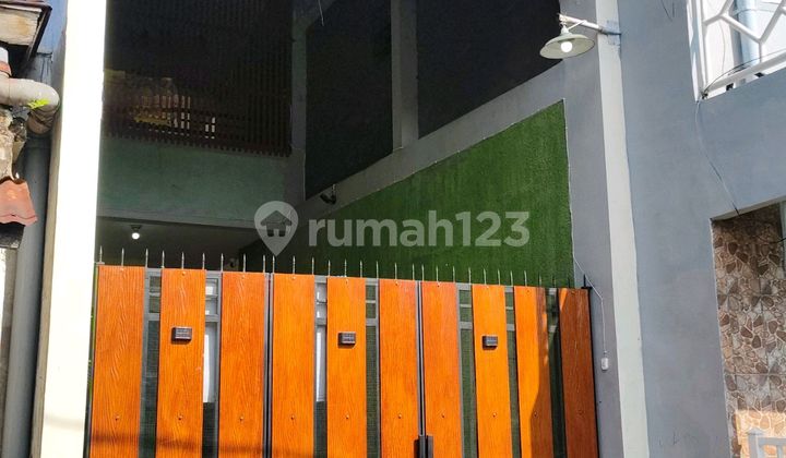 Rumah Kost Aktif 2 Lantai Lokasi Sangat Startegis Kelilingi Kampus Malang Rumah Kost Aktif 2 Lantai Lokasi Sangat Startegis Kelilingi Kampus Malang