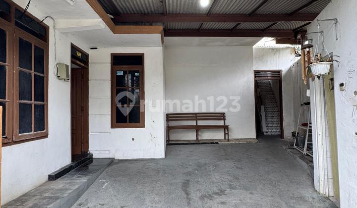 1 ½ Story Boarding House Near a Famous Campus in Malang City at a Very Affordable Price 2