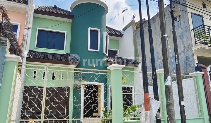 CEPAT RUMAH 2 LANTAI CANTIK & BAGUS MODERN ESTETIK HARGA SANGAT TERJANGKAU