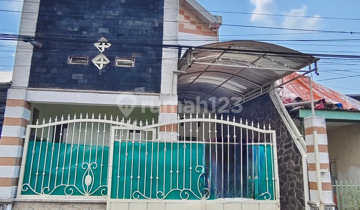 DIJUAL SECEPATNYA RUMAH 2 LANTAI CANTIK & BAGUS HARGA SANGAT TERJANGKAU 1