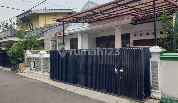 Rumah Modern Minimalis 2 Lantai Luas 201m Di Perumahan Duren Sawit,lokasi Strategis,cash Only  2