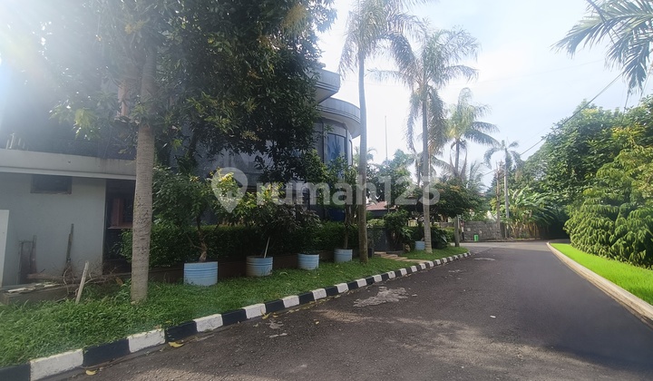 Luxury 2-Story House Ready to Occupy in Hoek, Area 632M in Tanjung Barat Indah Housing Complex, South Jakarta, Cash Only, Strategic, Near Toll Road. 2