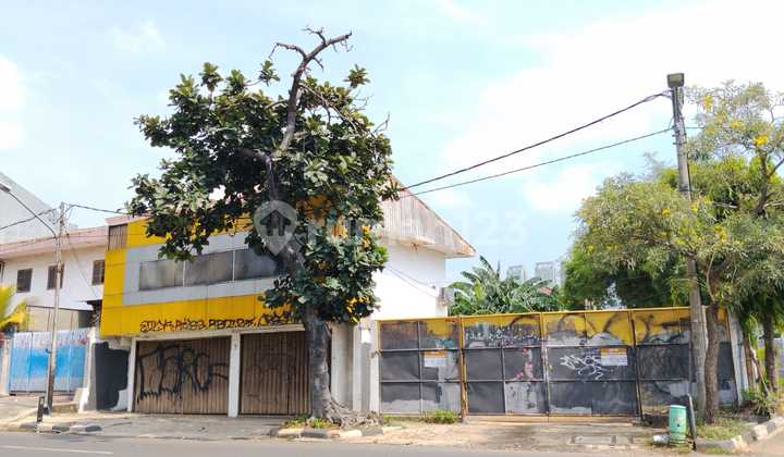 Bangunan Super Strategis Di Kemanggisan Raya - Luas 1912m, Cocok Usaha Besar, Cash Only Bangunan Super Strategis Di Kemanggisan Raya - Luas 1912m, Cocok Usaha Besar, Cash Only