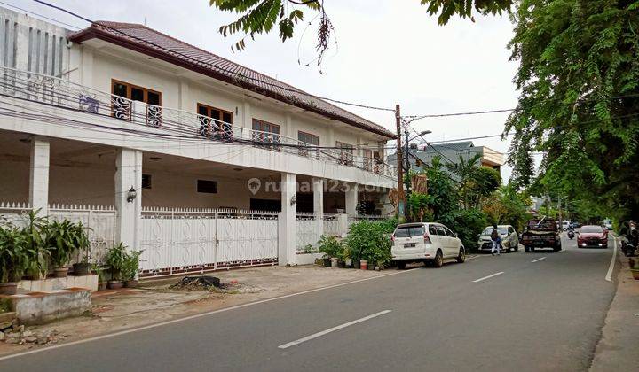 Turun Harga!rumah 2 Lantai Pinggir Jalan,lt 475 M2, Gudang Peluru,tebet, Cash Only,l-168 1